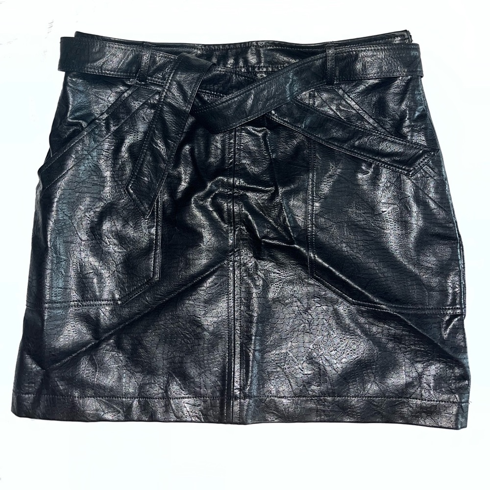 Black pleather skirt